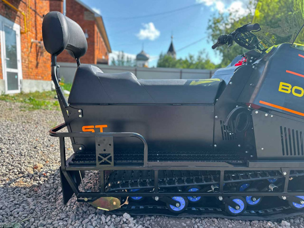 Снегоход Снеготехника Восток, Loncin 30 л.с., короткая база (машинокомплект) - купить с доставкой, по выгодной цене в интернет-магазине Мототека